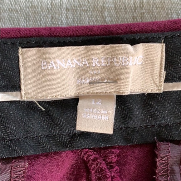 Maroon Capri - Picture 3 of 4